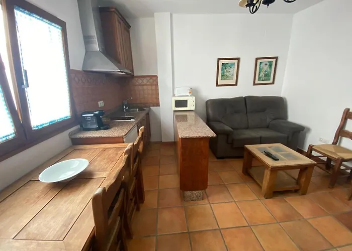 Arco - Virgen Apartamentos Y Habitacion