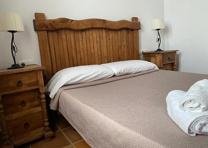 Arco - Virgen Apartamentos Y Habitacion